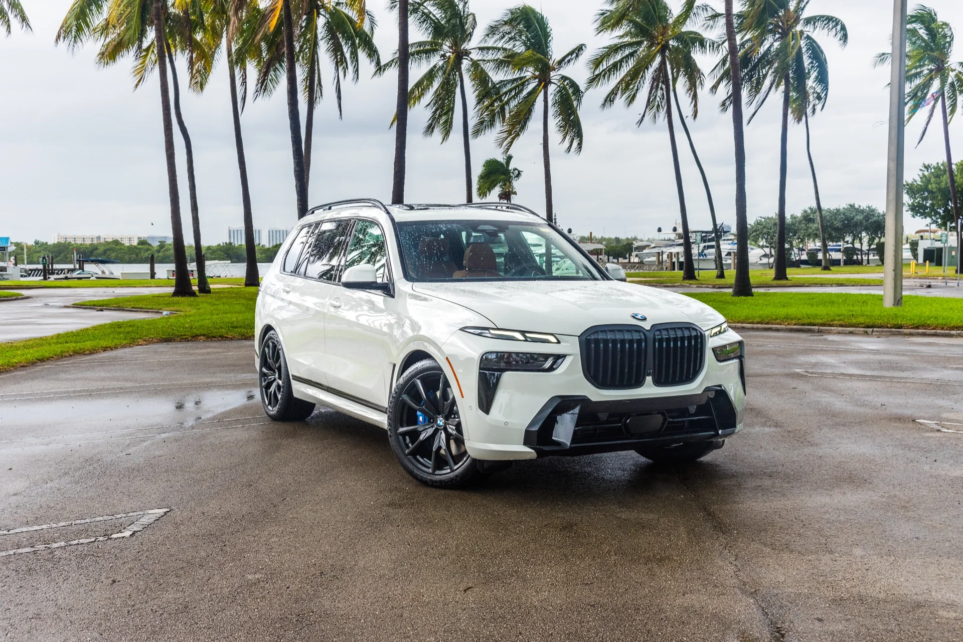 BMW X7 rental — exterior front three-quarter view