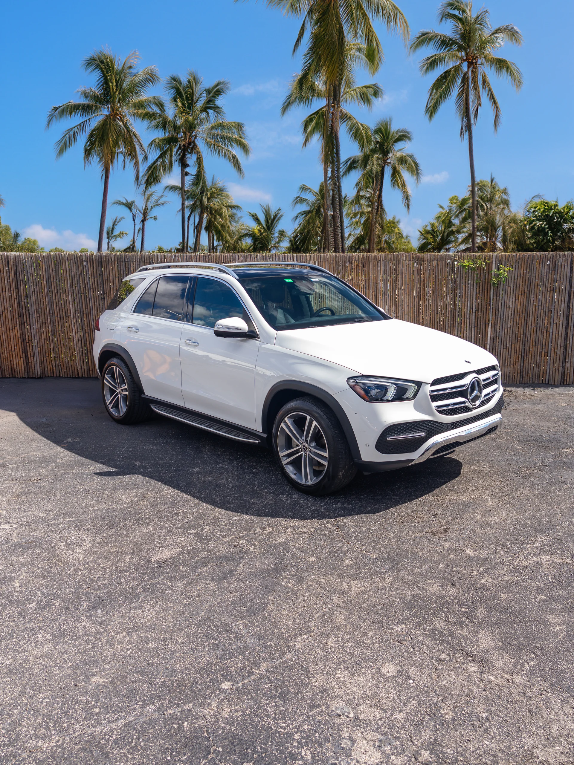 Mercedes-Benz GLE 350 rental — exterior front three-quarter view